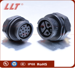 M22-面板式母接頭母針